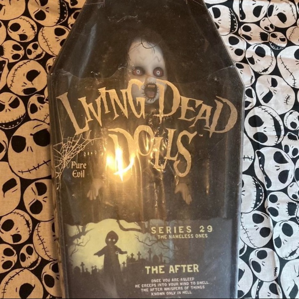 LIVING DEAD DOLL SERIES 29 RARE